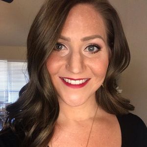 Meet your Posher, Katherine